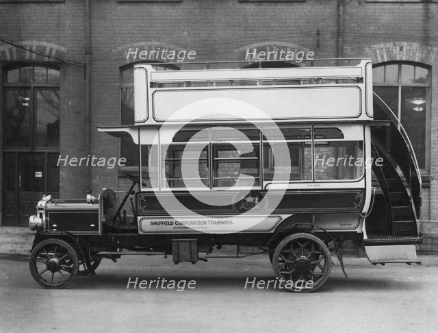 1914 Daimler bus. Creator: Unknown.