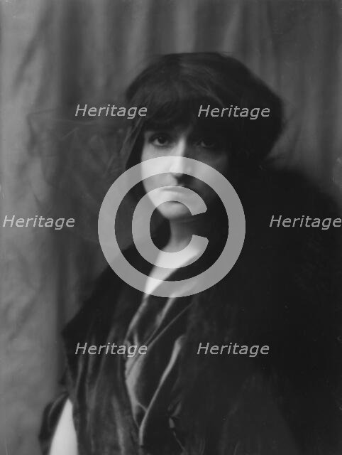Yorska, Mme., portrait photograph, 1913. Creator: Arnold Genthe.