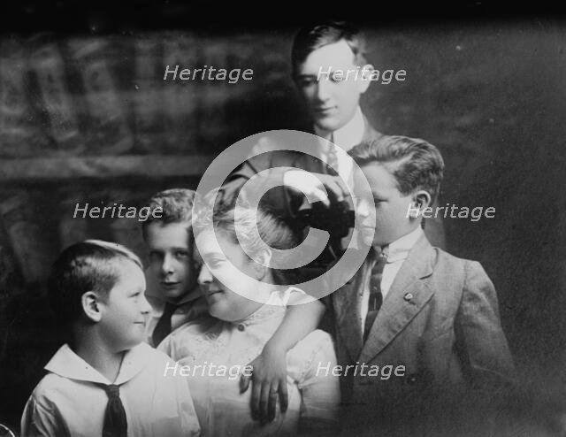 Josephus Daniel's Family, between c1910 and c1915. Creator: Bain News Service.