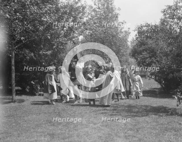 Theatrical performance at Dongan Hall, 1921 May 27. Creator: Arnold Genthe.