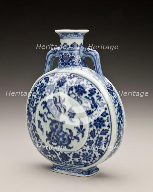 Canteen with peaches and bats design, 1736-1795. Creator: Unknown.