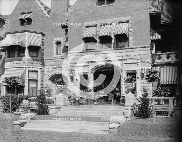 Terrace and steps, Franklin H. Walker, 850 Jefferson Avenue, Detroit, Mich., between 1905 and 1915. Creator: Unknown.