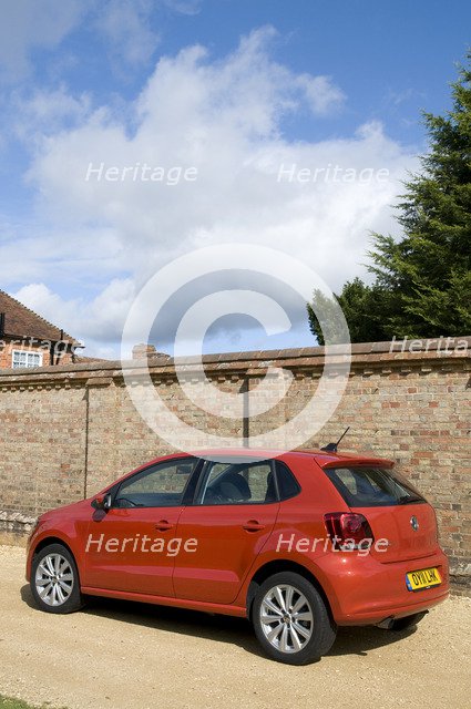 2011 Volkswagen Polo SEL 1.2 Tsi Artist: Unknown.