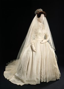Princess Margaret's Wedding Dress, 1981. Artist: Unknown