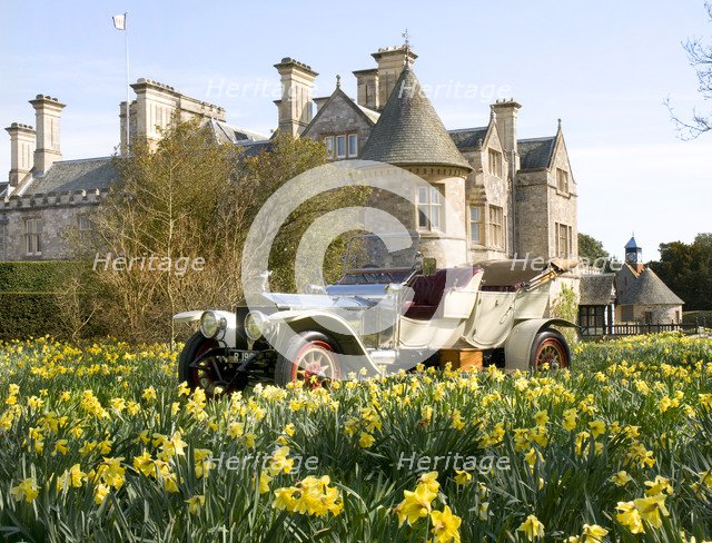 1909 Rolls Royce in front of Palace House, Beaulieu Artist: Unknown.