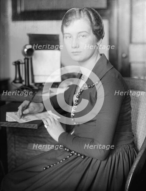 Navy Department, U.S. Intelligence Bureau, Finger Print Department, 1918. Creator: Harris & Ewing.