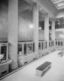 Dime Savings Bank, main floor, Detroit, Mich., between 1900 and 1910. Creator: Unknown.