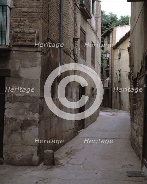 Street of the old Jewish Quarter in Tudela, Navarra.