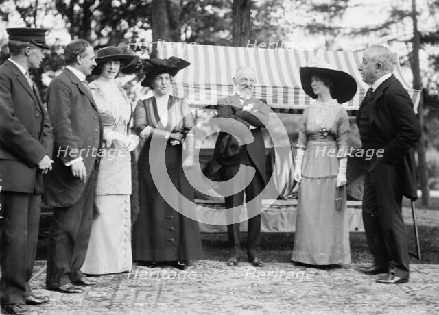 Mrs. B. Cochran [i.e., Cockran], Mrs. Oscar Straus, Oscar Straus, Mrs. T. Roosevelt Jr..., 1912. Creator: Bain News Service.