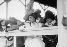 Horse Shows - Mrs. Ridgely, 1912. Creator: Harris & Ewing.