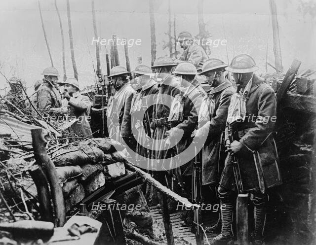 U.S. infantry & machine gun men assigned in trenches, between c1915 and c1920. Creator: Bain News Service.