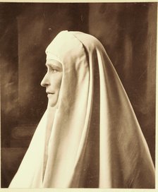 Grand Duchess Elizabeth Fyodorovna in the monastic habit, c. 1909.
