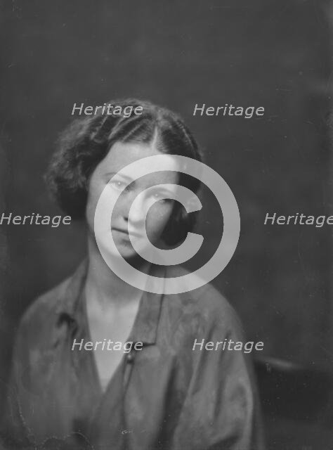 Miss Alice Kenny, portrait photograph, 1919 Apr. 26. Creator: Arnold Genthe.