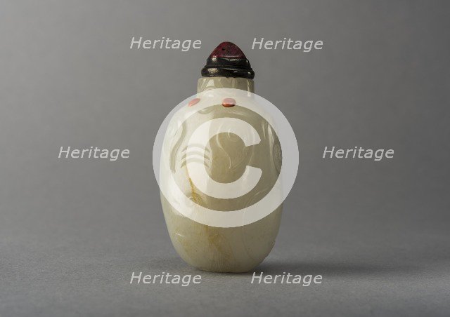 Jade snuff bottle in an animal form, China, Qing dynasty, 1644-1911. Creator: Unknown.