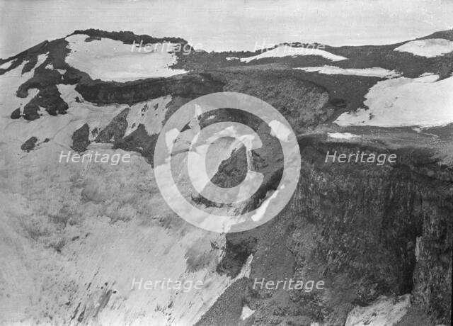 Travel views of Japan and Korea, 1908. Creator: Arnold Genthe.