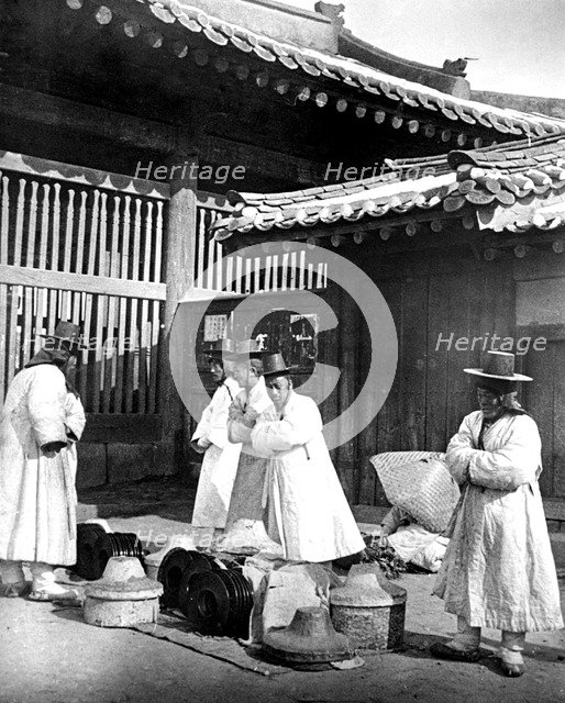 People of Korea, 1900. Artist: Unknown