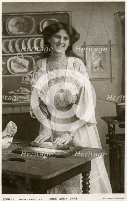 Zena Dare, British actress, c1900s(?).Artist: Rotary Photo