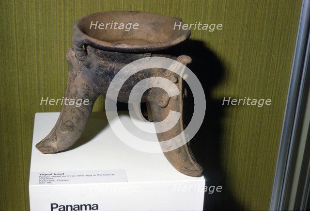 Pottery Tripod Bowl with three rattle-legs in the form of Alligators, Chiriqui, Panama. Artist: Unknown.