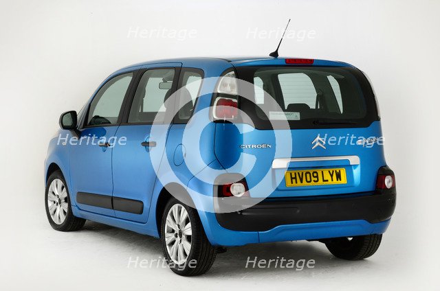 2009 Citroen C3 Picasso Artist: Unknown.