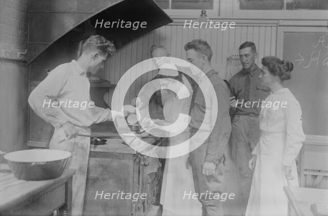 Cooking, Pratt Institute, Misses Kierstead & Hanks, 13 Aug 1917. Creator: Bain News Service.