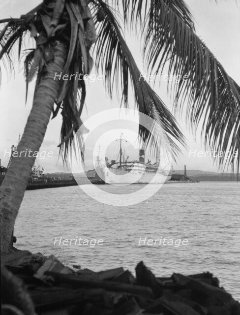 Travel views of Cuba and Guatemala, between 1899 and 1926. Creator: Arnold Genthe.