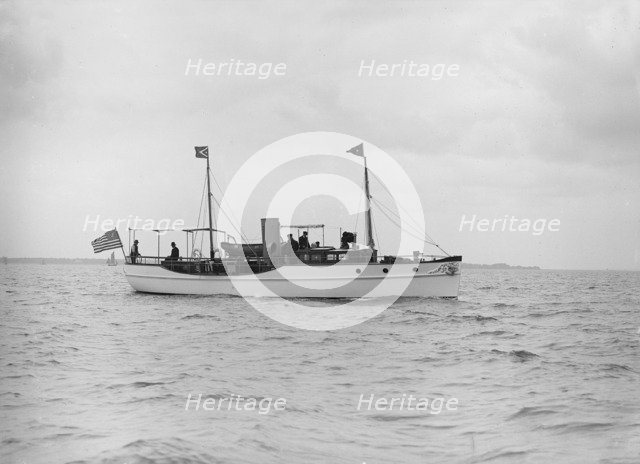 The steam yacht 'Yvonne' under way, 1913. Creator: Kirk & Sons of Cowes.