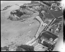 Towan Promenade and Towan Beach, Newquay, Cornwall, c1930s. Creator: Arthur William Hobart.