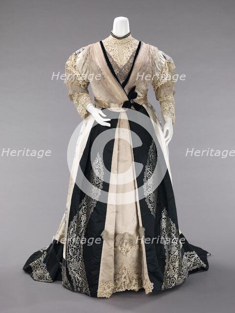 Evening dress, American, 1900-1903. Creator: Catherine Donovan.