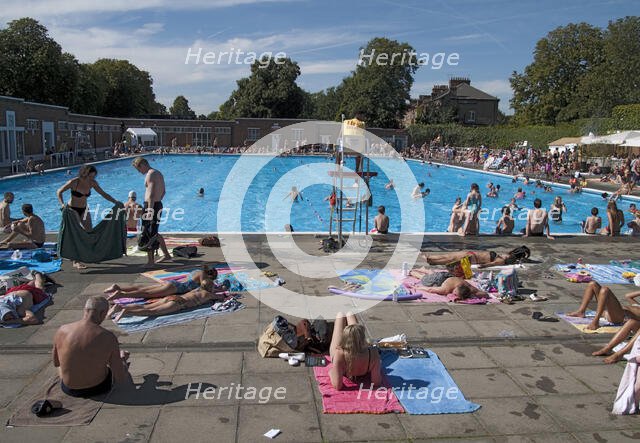 Brockwell Lido, Dulwich Road, Brockwell Park, Lambeth, London, 2012. Creator: Simon Inglis.