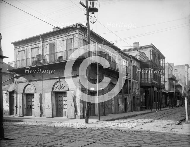 Old Absinthe House, New Orleans, Louisiana, between 1900 and 1910. Creator: Unknown.