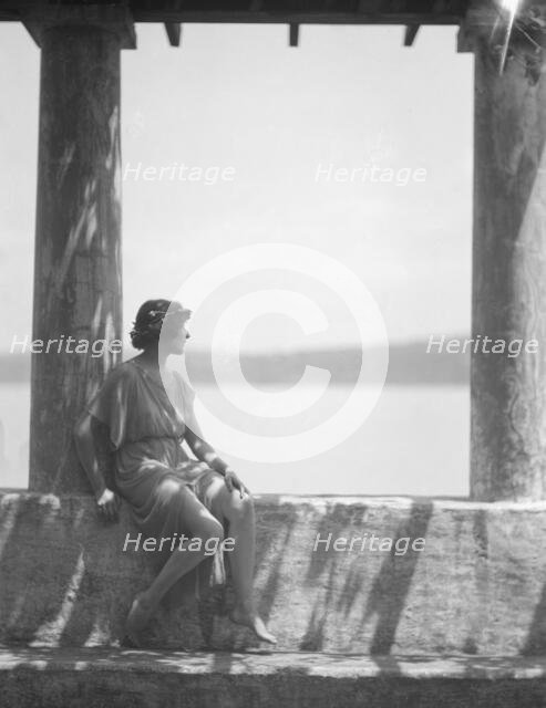 Tonetti, Miss, at Sneding's Landing, 1921 June 7. Creator: Arnold Genthe.