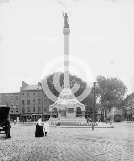 Soldier's Monument, Troy, N.Y., 1905. Creator: Unknown.