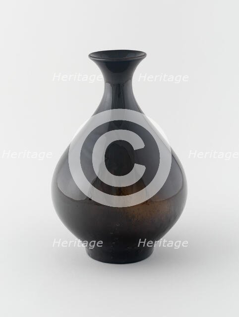 Vase, 1896. Creators: Rookwood Pottery, Albert Robert Valentien.