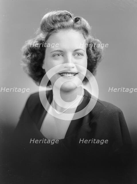 Wolberg, Marion E., Miss. - Portrait, 1947. Creator: Harris & Ewing.