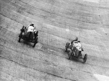 Itala and Sunbeam racing, Brooklands, Surrey, c1912-c1913. Artist: Unknown