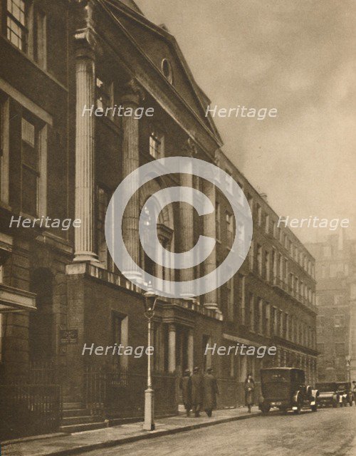 'Mansion Built By The Brothers Adam for the Royal Society of Arts', c1935. Creator: Unknown.