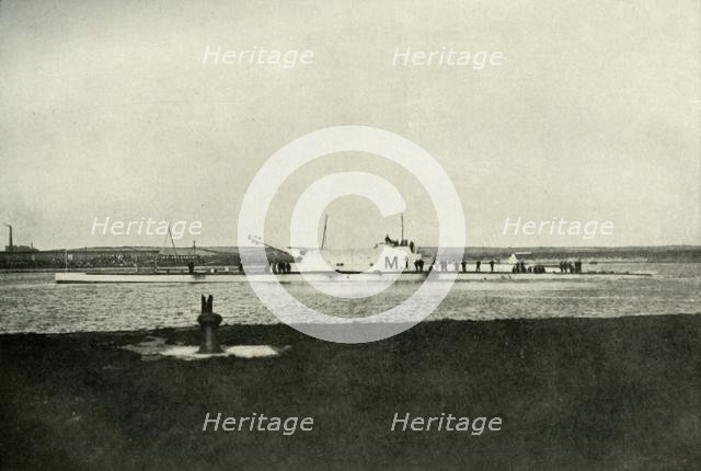 'A British Super-Submarine', c1914-1918, (1919).  Creator: Unknown.