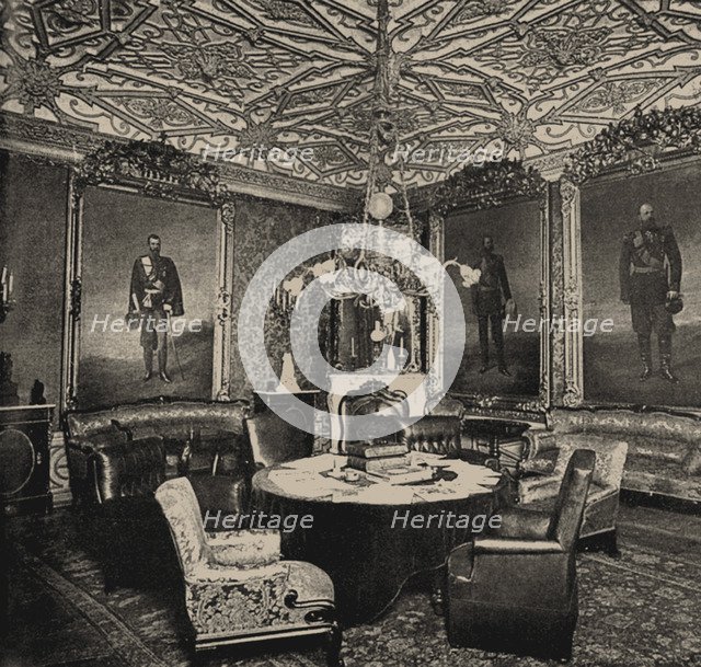 The Saint Petersburg English club on Palace Embankment. The Portrait Room, 1910s.