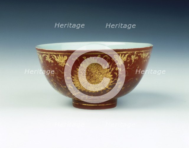 Iron red kinrande bowl with gilt floral design, Ming dynasty, China, mid 16th century. Artist: Unknown