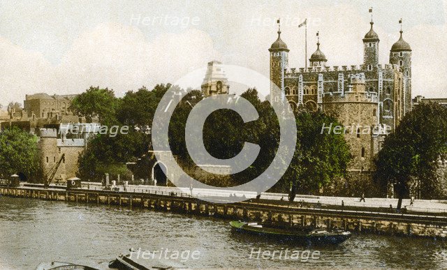 The Tower of London, early 20th century. Artist: Unknown