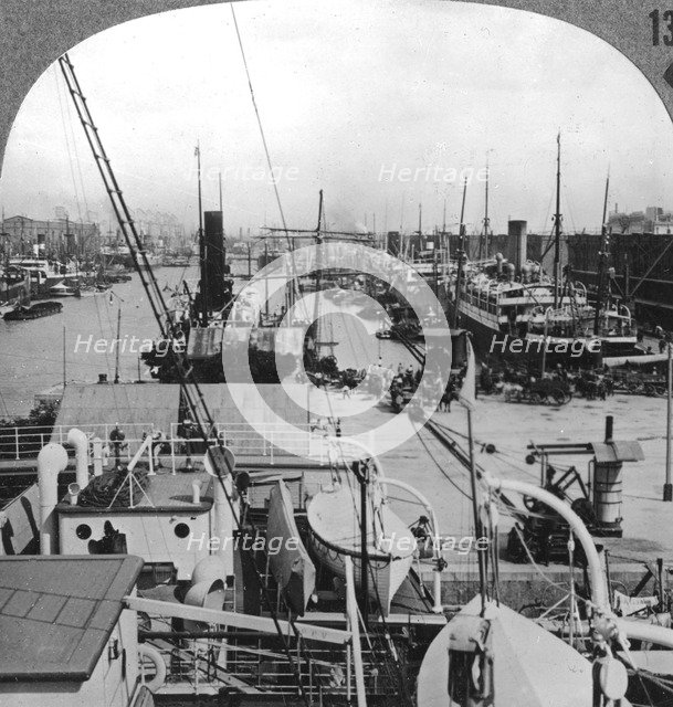 Buenos Aires docks, Argentina, c1900s. Artist: Unknown