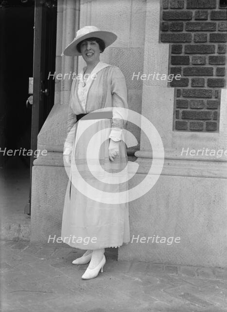 Park View School - Miss Margaret Wilson, 1917. Creator: Harris & Ewing.