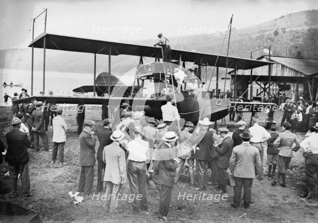 Assembling "AMERICA", 1914. Creator: Bain News Service.