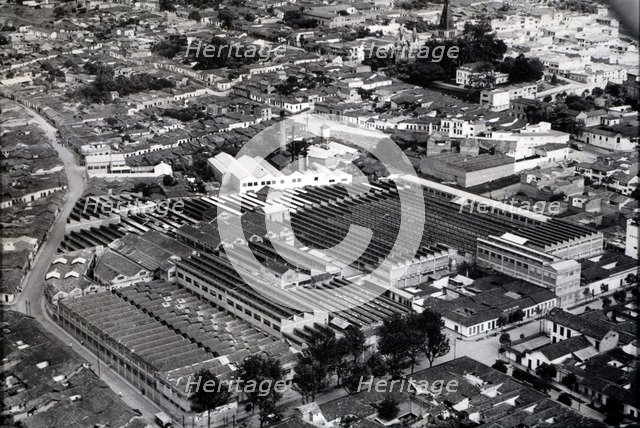 Aerial view of an industrial complex located in Medellín, 1940.