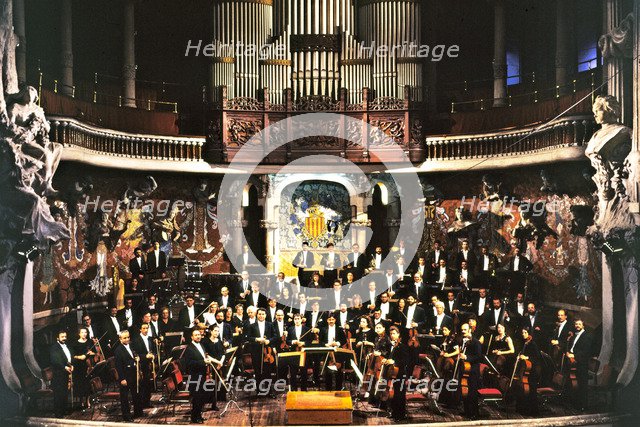 The OCB (Orquesta Ciutat de Barcelona i Nacional de Catalunya) on stage at the Palau de la Música…