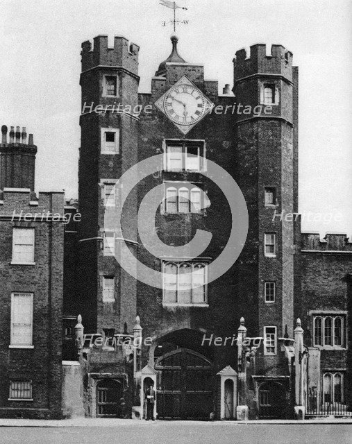 Brick gatehouse for a royal hunting lodge in St James's, London, 1926-1927.Artist: McLeish