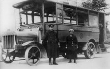 Tilling - Stevens TS3 petrol electric omnibus. Creator: Unknown.