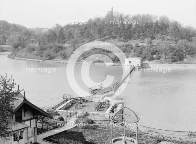 Water works, Eden Park, Cincinnati, Ohio, between 1900 and 1910. Creator: Unknown.