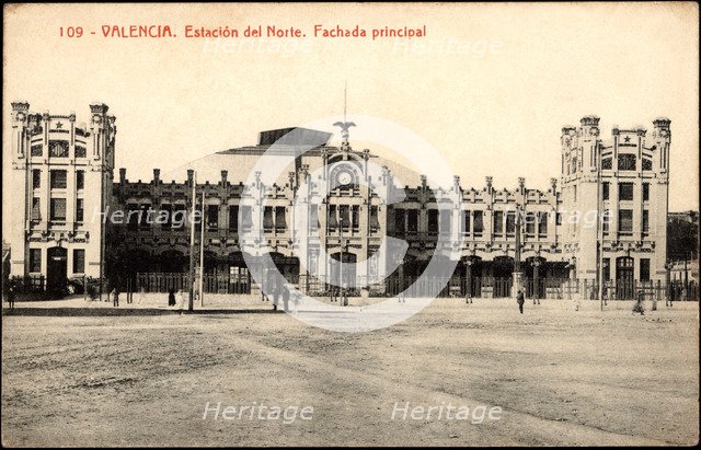 Valencia North Station, main façade, postcard, 1915s.