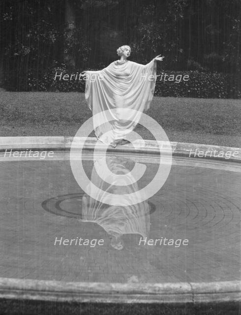 St. Denis, Ruth, 1927 July or Aug. Creator: Arnold Genthe.